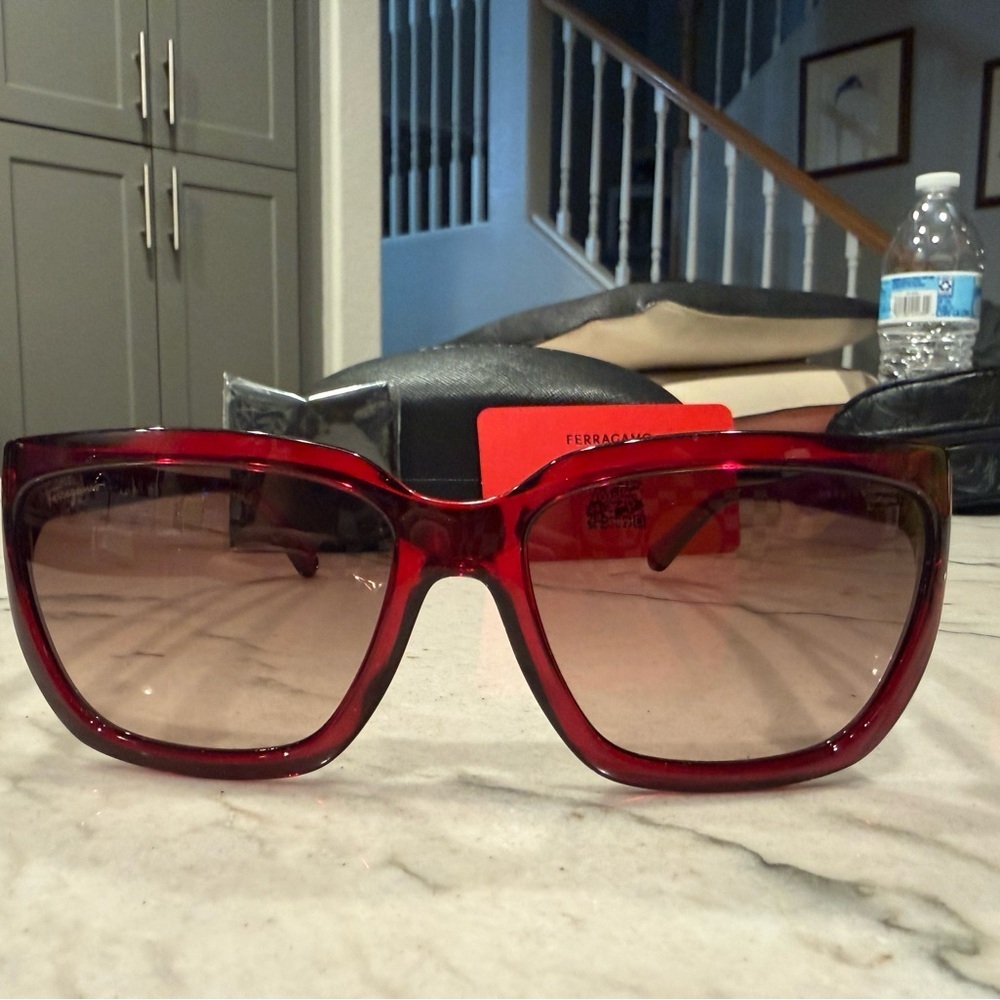 Salvatore Ferragamo SF1018S Sunglasses in Crystal Wine with Grey Gradient Lenses - Picture 9 of 16